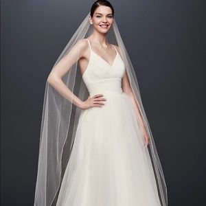 NEW! One Tier Tulle Cathedral Veil with Pencil Edge - Ivory